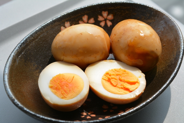 胸を大きくする方法のゆで卵で煮卵